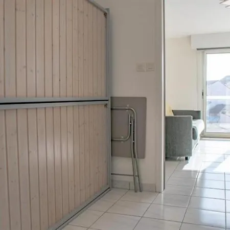 Studio 4 Personnes Studio Plein Sud Avec Balcon Quartier Arago.
